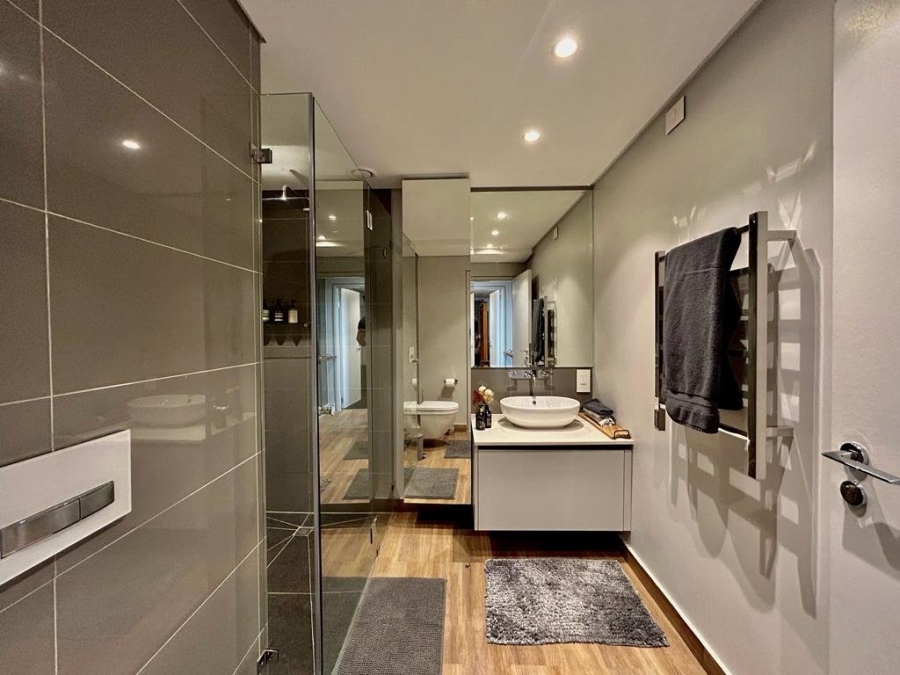 To Let 2 Bedroom Property for Rent in Mouille Point Western Cape